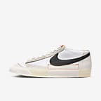 Nike Blazer Low Pro Club Men's Shoes. Nike JP